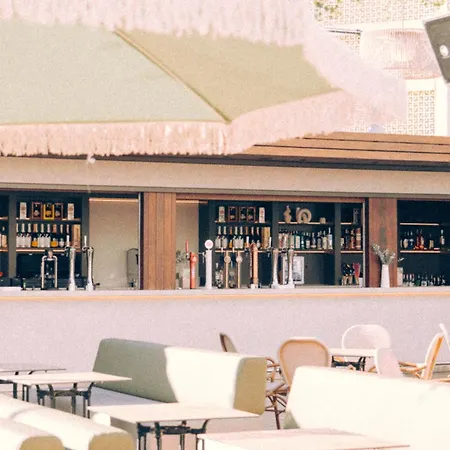 فندق Marina - The Original Vibe